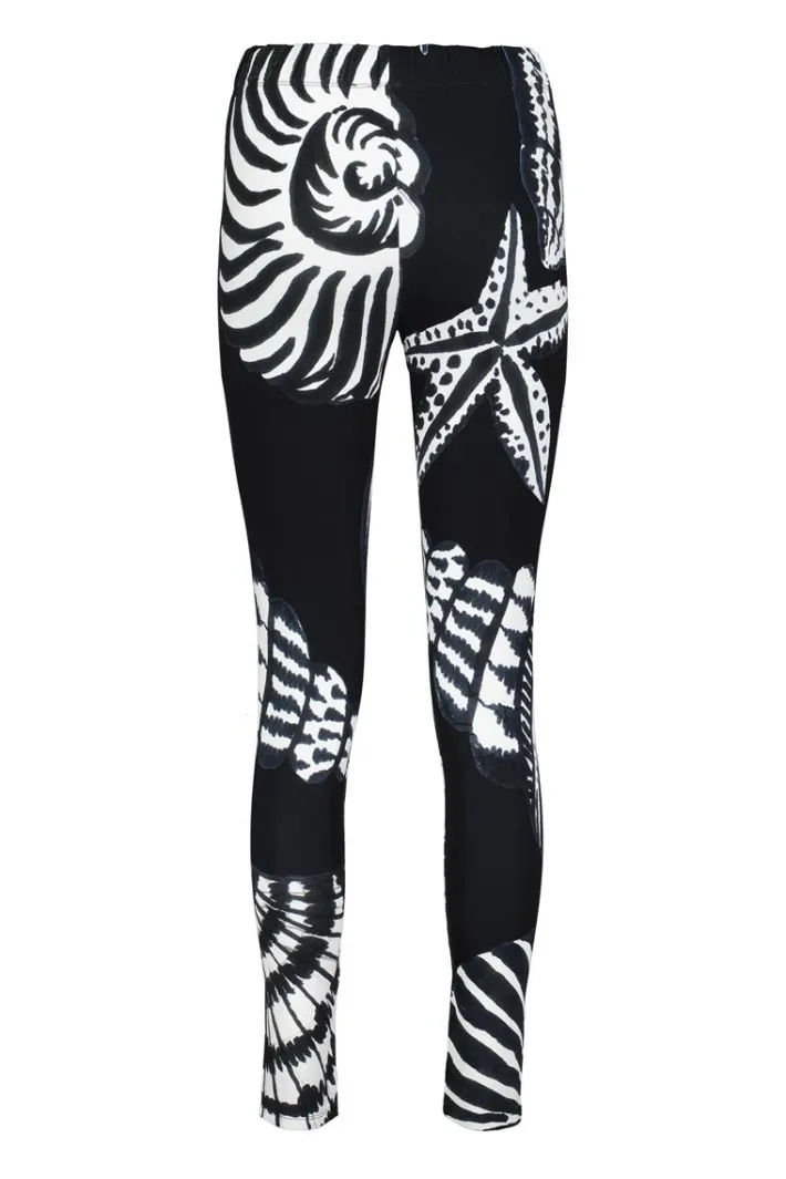 DiDi Basic legging in Black with Shell Symphony print- Leggings | Lange Broeken
