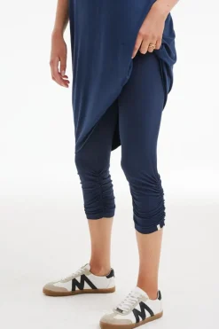 DiDi Capri legging ruffle in donkerblauw- Leggings | Basics