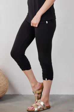 DiDi Capri legging ruffle in zwart- Leggings | Basics
