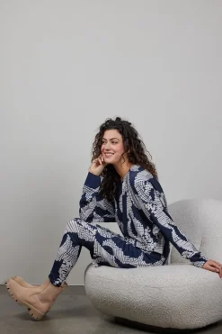 DiDi Comfy loose dress printed 3/4 in Darkblue met Dancing dots print- Jurken & Tunieken