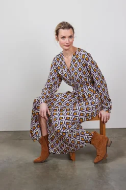 DiDi Dress Joyful in offwhite with Cosmic dreams print- Jurken & Tunieken