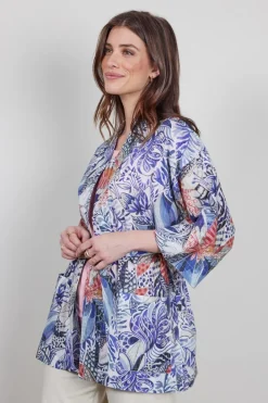 DiDi Kimono in Offwhite with Azur Fusion print- Kaftans En Kimonos | Jurken & Tunieken