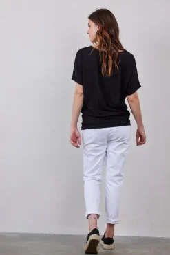 DiDi Loose tee Flow in zwart- Basics | T-shirts & Tops