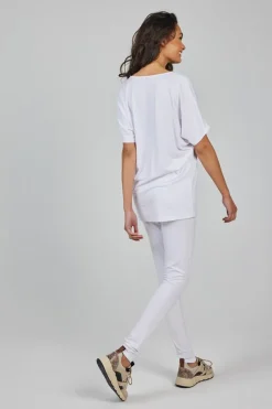 DiDi Loose V-tee Faye in Wit- Basics | T-shirts & Tops