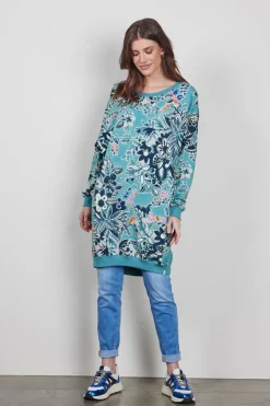 DiDi Sweat dress Lou in licht groen met Flora Fantasy print- Truien & Vesten | Sweaters