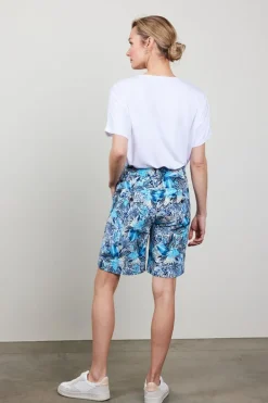 DiDi Travel bermuda Urban in offwhite with blue Azur Fusion print- Travel | Korte Broeken