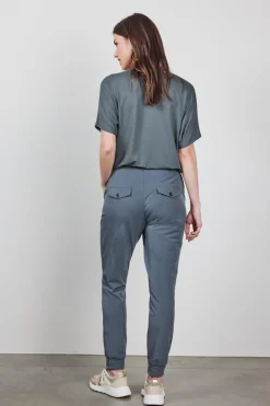 DiDi Travel pants Flying in dark shadow grey- Travel | Lange Broeken